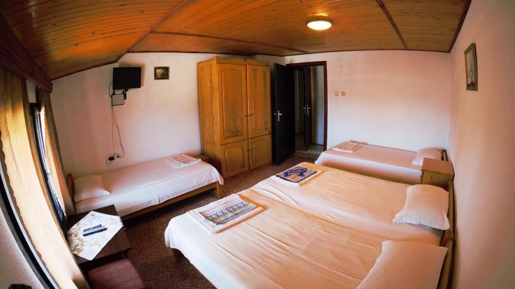 Atanasovi House Hotel Shkorpilovtsi Eksteriør billede